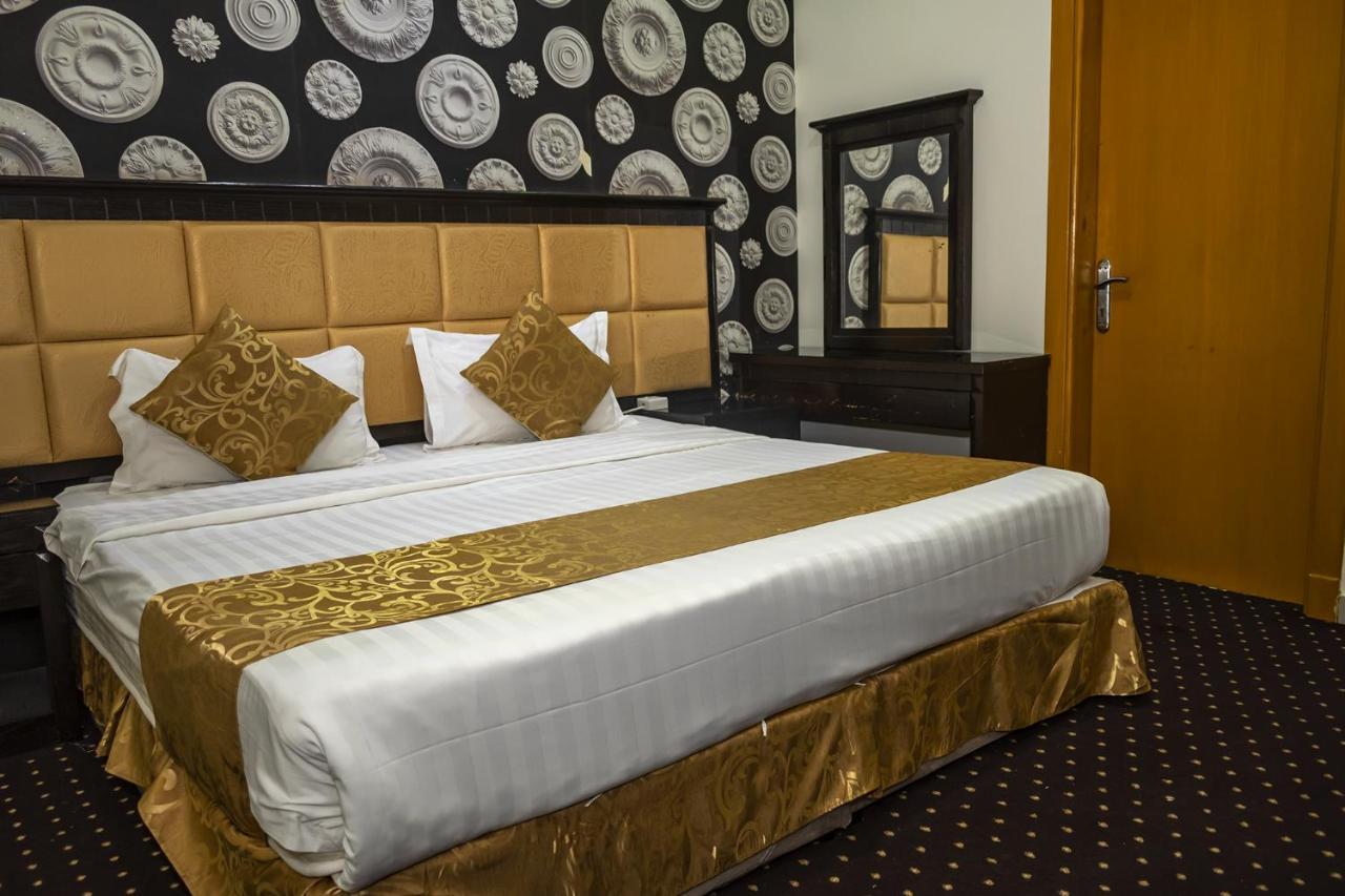 Quiet Rooms 1